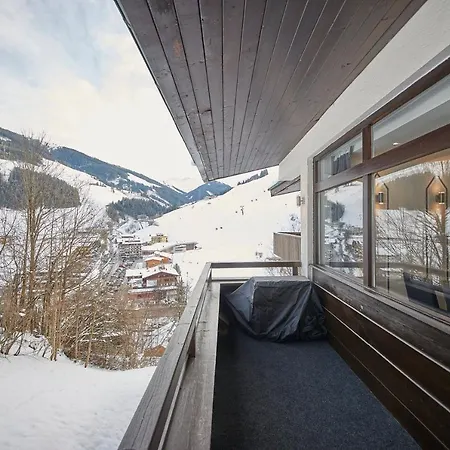 Appartement Skylight Saalbach-Hinterglemm Exterior photo